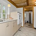4 Bedroom Cozy In Σπίτι διακοπών
