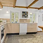 4 Bedroom Cozy In Σπίτι διακοπών