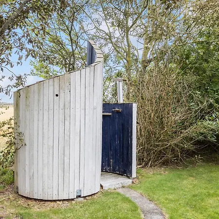 4 Bedroom Cozy In