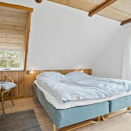 4 Bedroom Cozy In بيت للعطل *