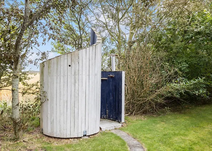 4 Bedroom Cozy In
