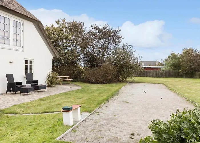 4 Bedroom Cozy In Σπίτι διακοπών Vestervig