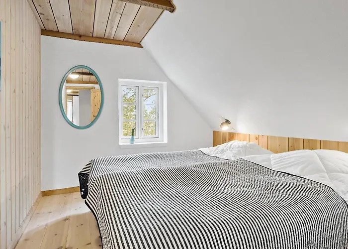 4 Bedroom Cozy In